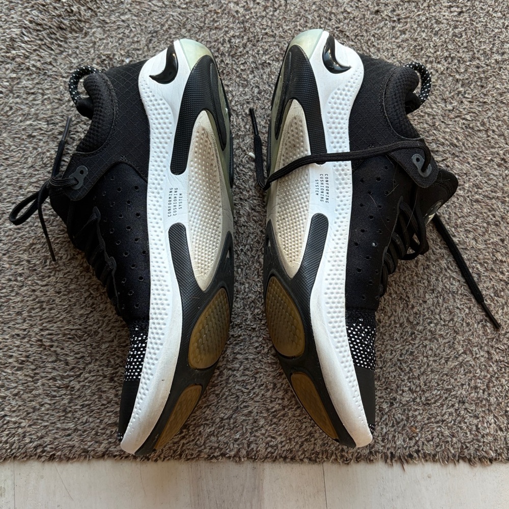 Nike Joyride run flyknit black/white womens sz 9.5 - Picture 3 of 15